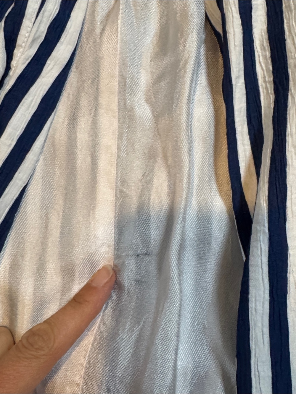 Zara Lightweight Crinkle Striped Navy & White Blazer size Large - Picture 7 of 11